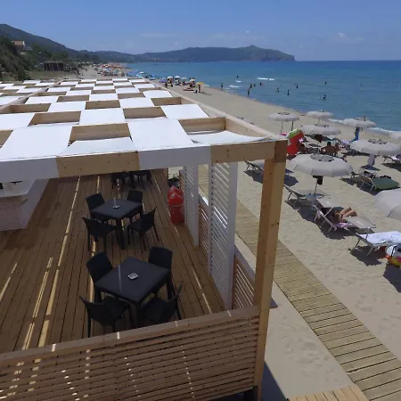 Le Palme - Sul Mare - Tra Palinuro E Caprioli Pisciotta